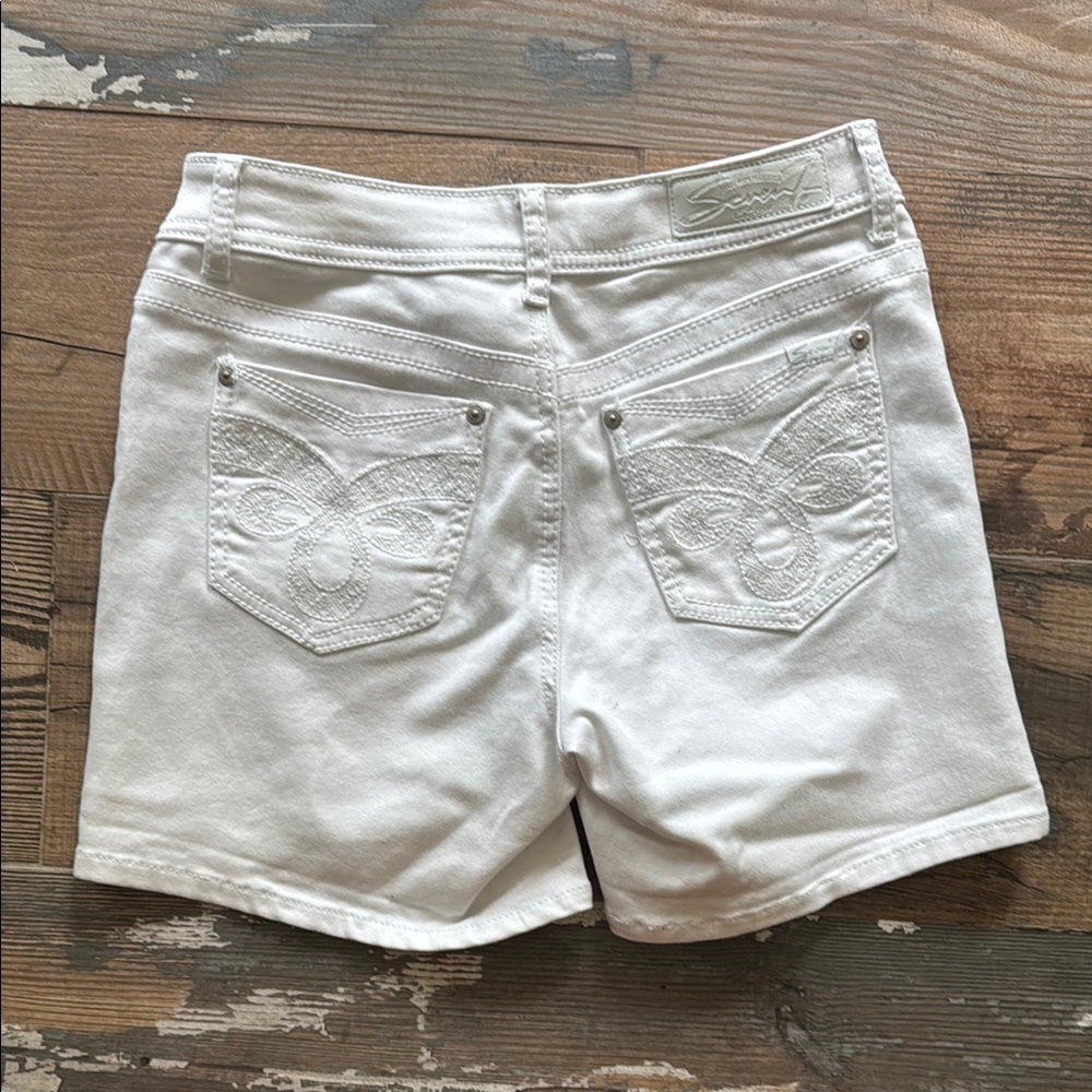 Seven7 White Jean Shorts with Cuffed Hem